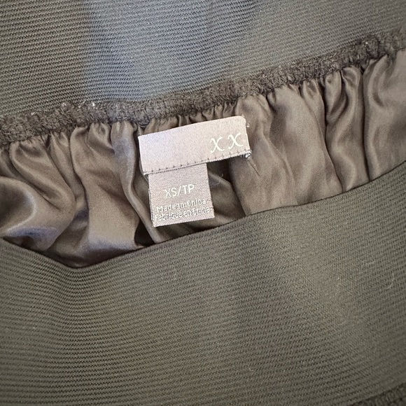 Forever 21 black skirt - Picture 3 of 4